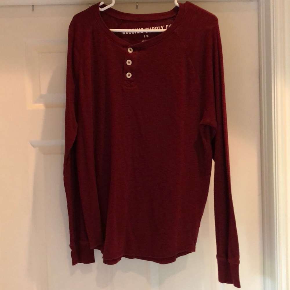 Maroon Men’s Mossimo Henley
